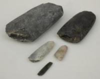 富山市考古学NOW 蛇紋岩製石斧の生産と交流