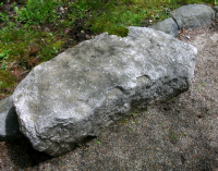 石垣石材1の矢穴