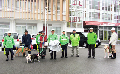 写真：上滝校区学校安全パトロール隊の皆さん