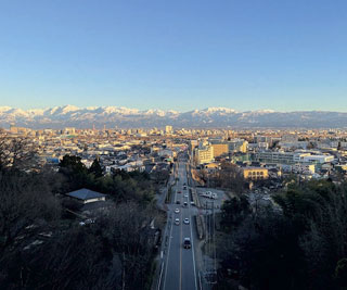画像：呉羽丘陵フットパス連絡橋からの風景