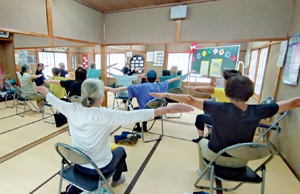 楽楽いきいき運動の様子